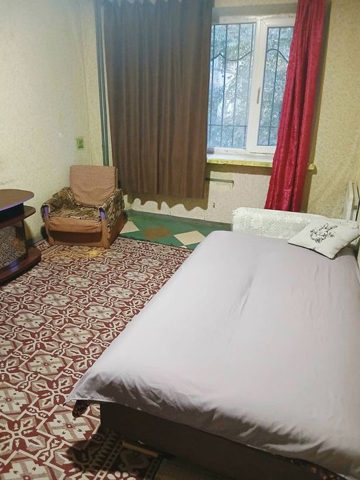 Продам 1-кмн квартиру центр міста