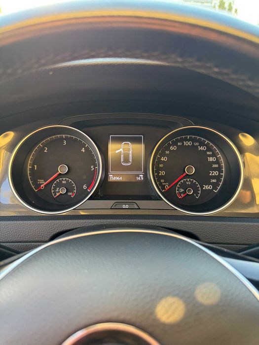 VW Golf VII (7,5) 1.6 TDI 115cv Comfortline | Manutenção Certificada