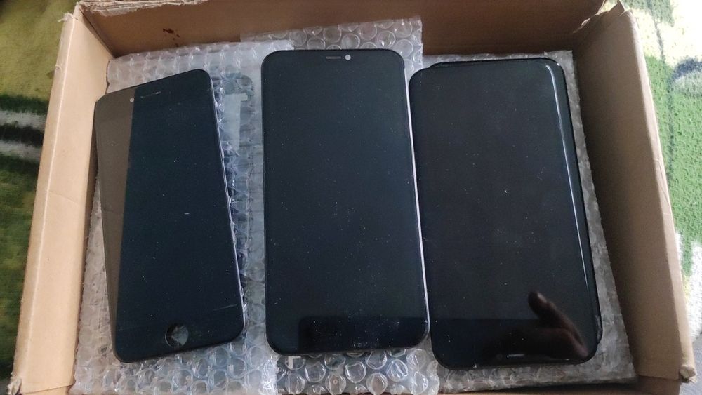 Лот Iphone 54 одиниці. Модулів 36 одиниць.