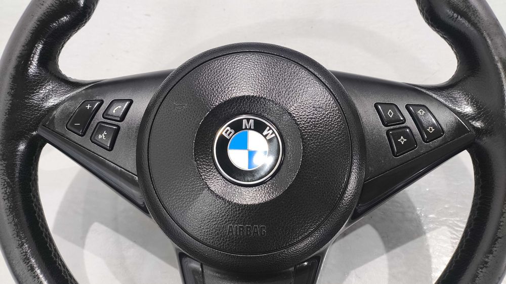 Volante BMW Serie 5/6 (E60/E61/E63/E64) Pack M (Chave de Lamina/Fase 1)