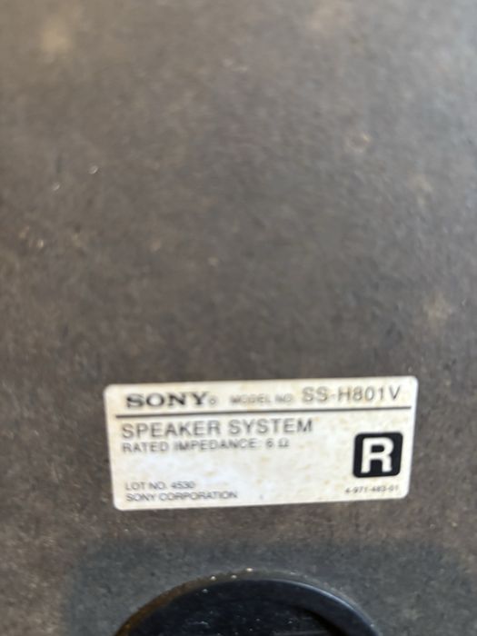 Colunas de som sony tres vias