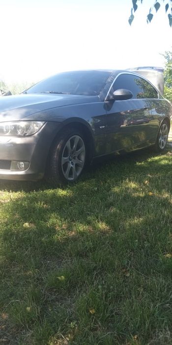 Продам BMW 325 E92