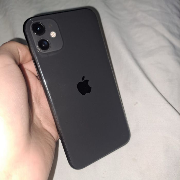 Iphone 11,64 гб чудовий