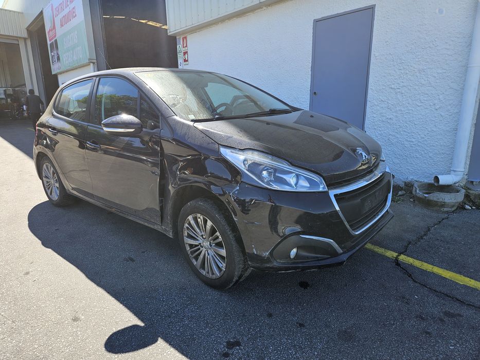 Peugeot 208 1.6 BlueHDi de 2017 para peças