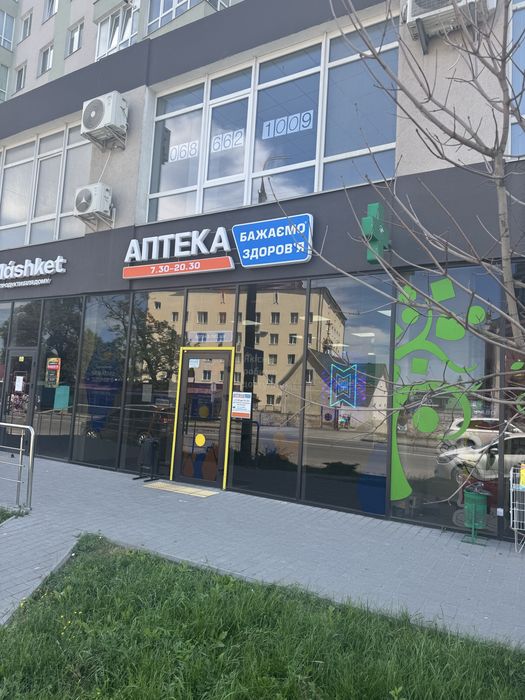 Оренда приміщення, СВІТЛО НЕ ВИМИКАЮТЬ, фасад, н/б.