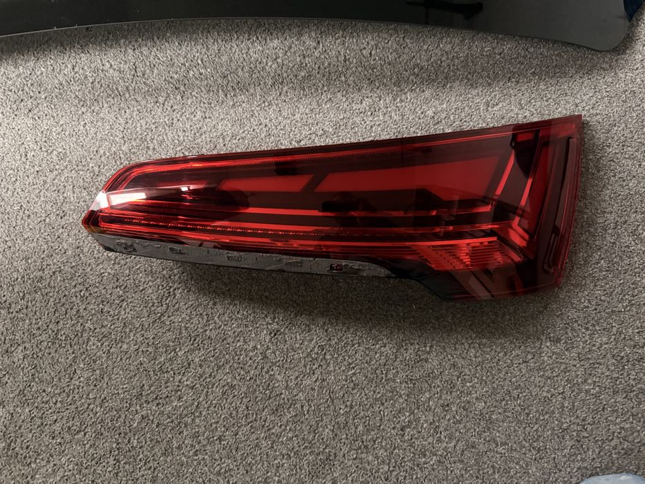 audi Q5 - szyba tył, lampa prawa tył, klapa tył, elementy zderzak tył,  80A, s-line kolor LY9T