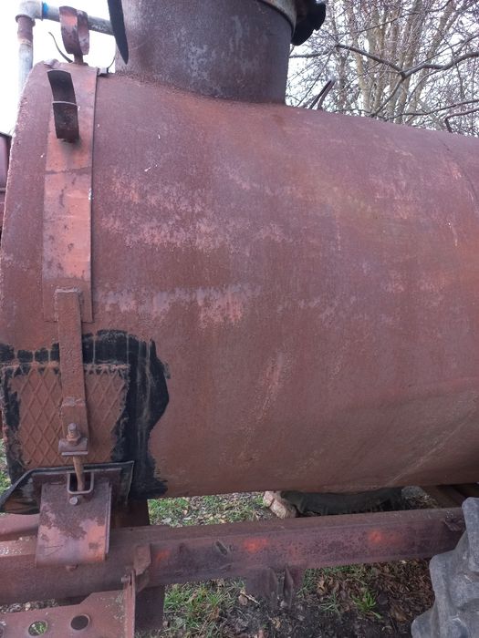 Продам бочку для  води   на шасі