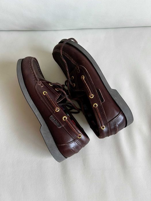 Sapatos de Vela de Criança em Pele Castanha — Tamanho 36