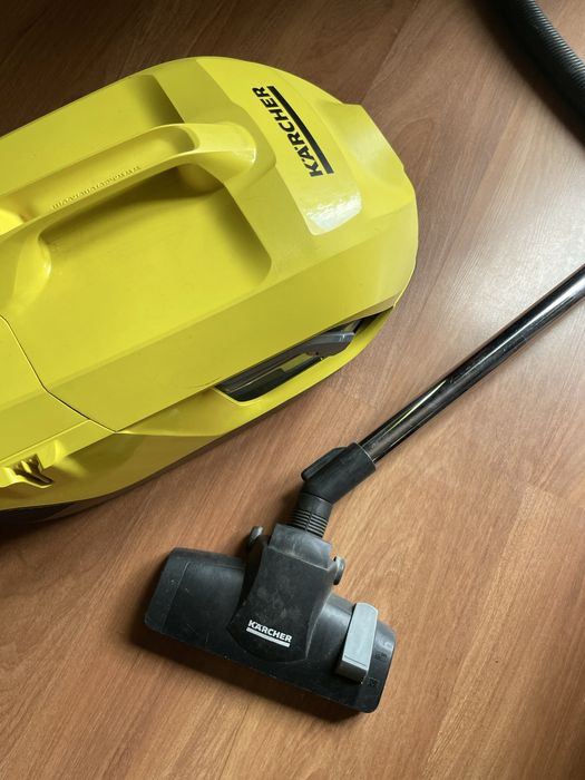 Odkurzacz wodny Kärcher DS 6 (650W)