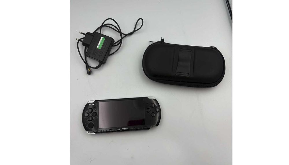 psp 3004 + ładowarka