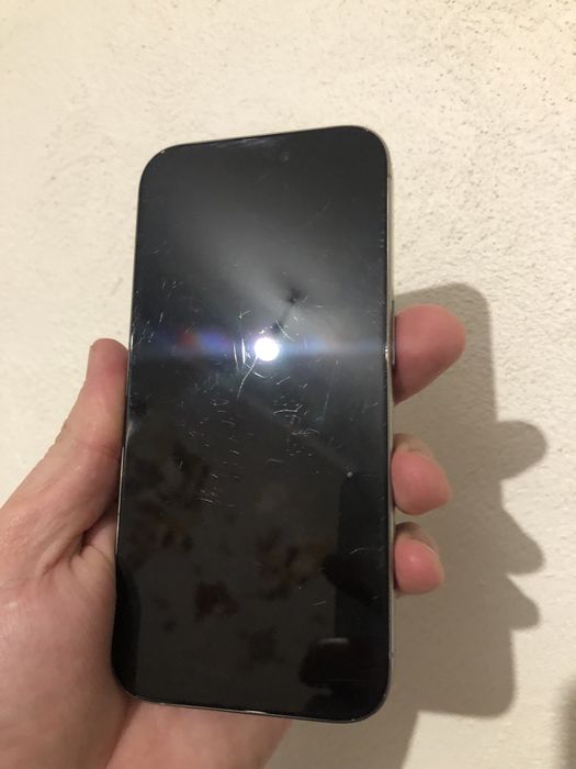 Продам iPhone 15 Pro 256GB eSim