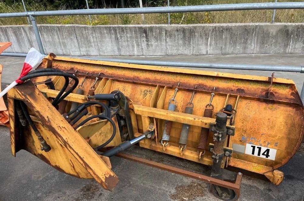 Pług do śniegu Epoke 260cm odśnieżny regulowany hydrauliczny Schmidt