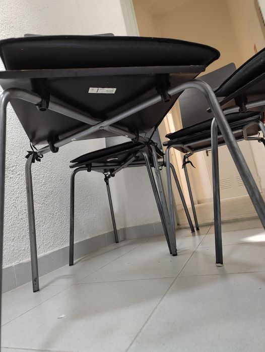 4 cadeiras IKEA com coxins