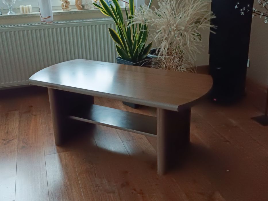 Ława 130 z 60 x 53  orzech.