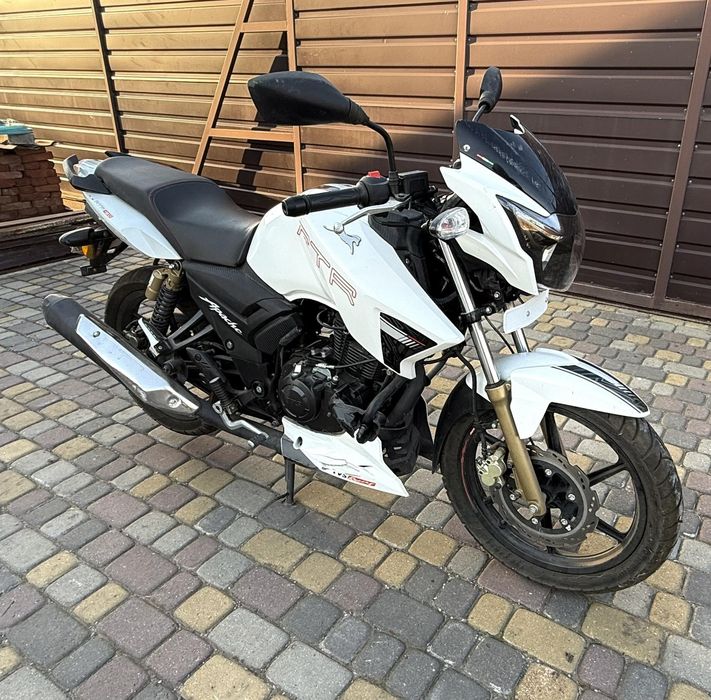 Продам мотоцикл TVS Apache RTR 180
