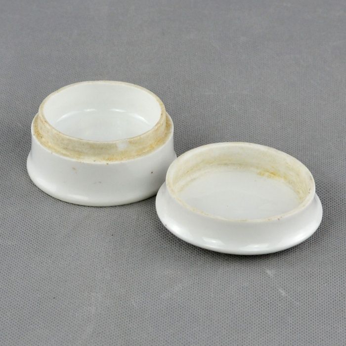 Caixa de creme em Porcelana Vista Alegre – Circa 1900