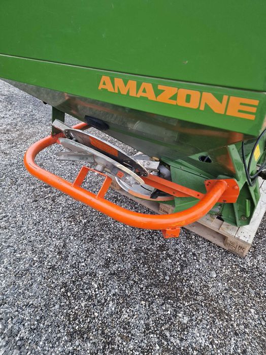 Rozsiewacz Amazone ZA-M