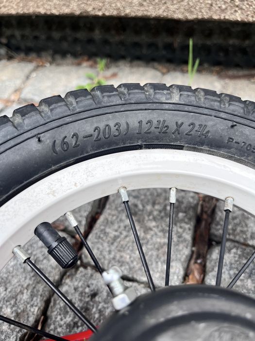 Lekki rowerek biegowy Cossack 12” dla dziecka