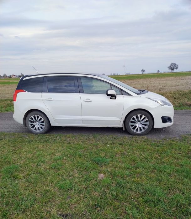 Peugeot 5008 2.0 HDI 163km 2014r. 7 osobowy