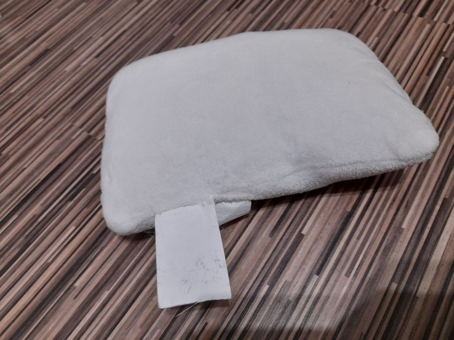 Biała poduszka Sleep Tight dla dziecka
