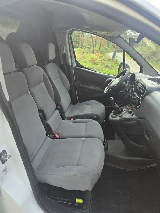 181mil km, completo, revisado com troca de distribuição, impecável