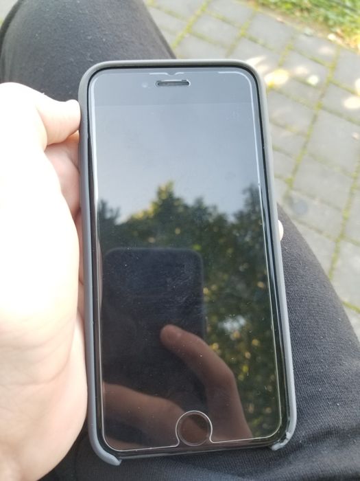 Iphone 7 w dobrym stanie