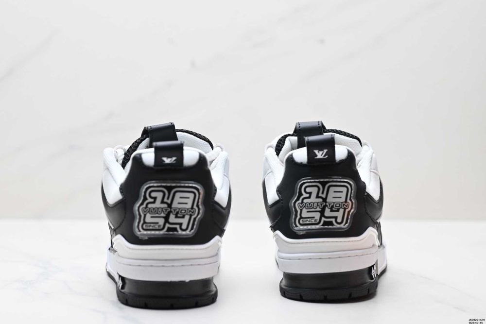 Louis Vuitton LV Skate Sneaker Marine White Black R.45