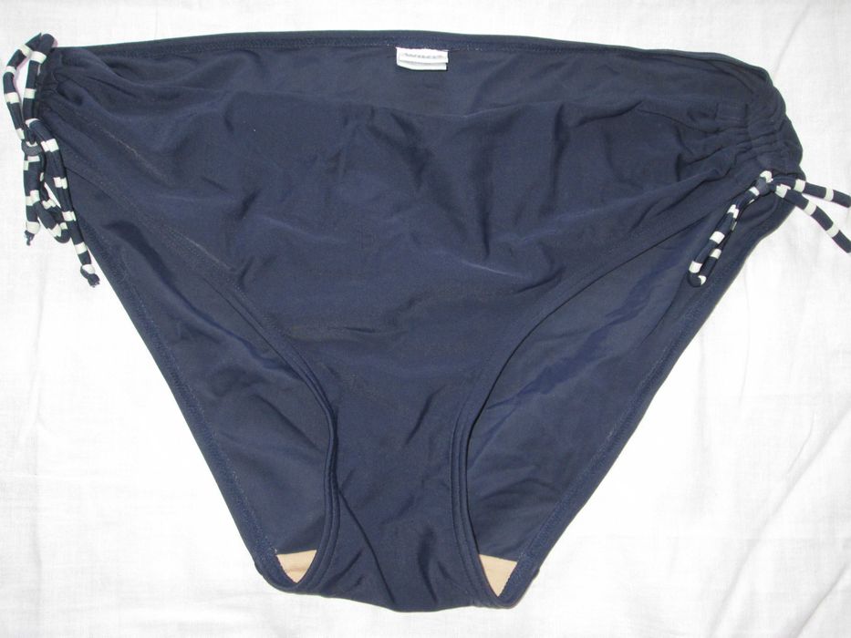 Женские плавки р.48, 52