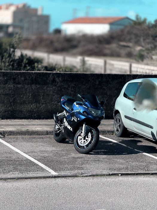 Suzuki gsxr 600 Torreira • OLX.pt