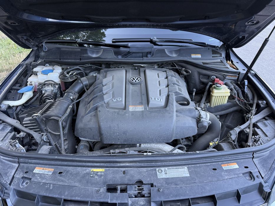 Volkswagen Touareg 2013 року
