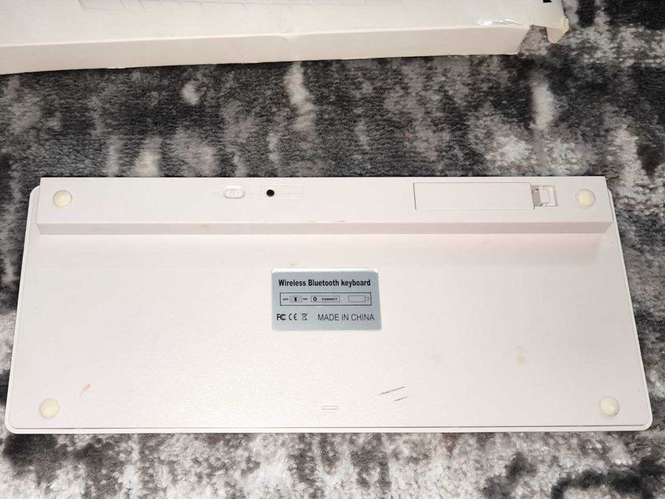 Беспроводная Bluetooth-клавиатура