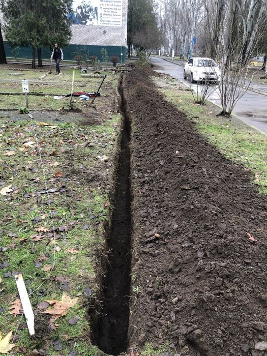 Земляные работы, копка траншей и котлованов, планировка участка/грунта