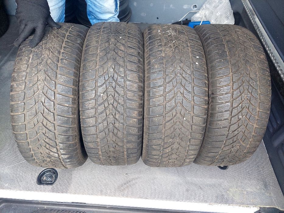 Резина гума Dunlop 205/55/16