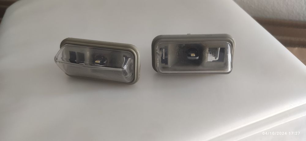 Luzes matricula Toyota Corolla E12
