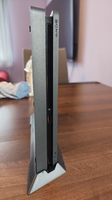 PlayStation 4 plus dodatki