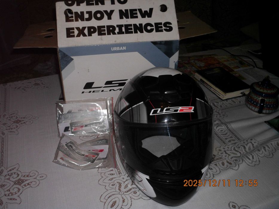 Kask motocyklowy  LS2   M