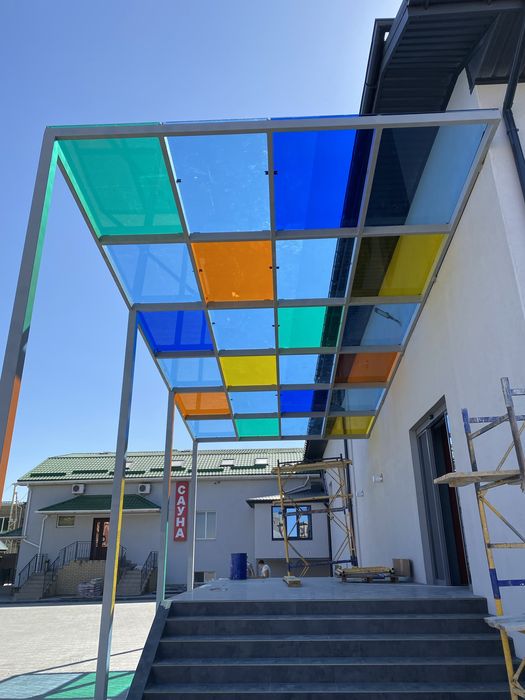 Скляні навіси, стеклянный козырек, приямки, козырек из стекла