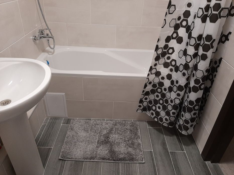 Посуточно, погодинно Масельского. Феникс(рядом) Хтз. Рогань