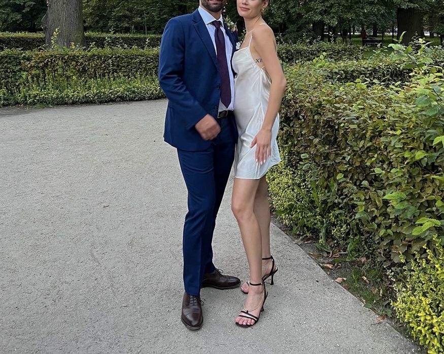 Garnitur wełniany Bytom 176/100/88 granatowy standardowy ślubny