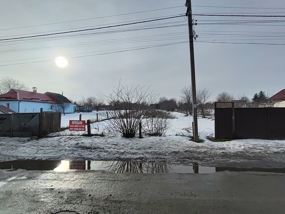 Продається земельна ділянка в с Борисів. 12000$