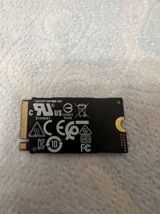SSD накопичувач Samsung 256G