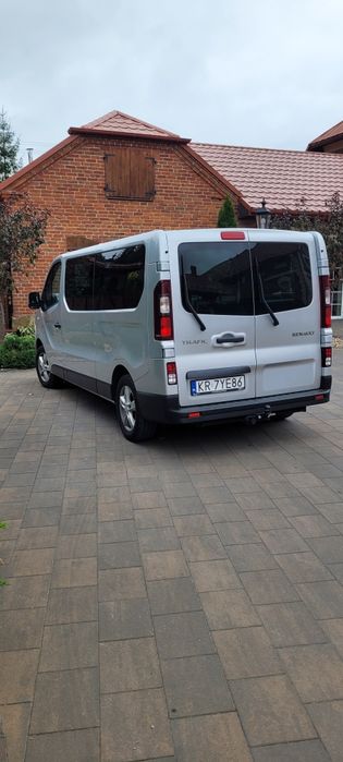 Renault Trafic 9 osoby