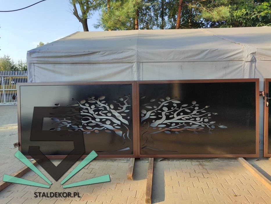 Brama dwuskrzydłowa 5x1,5m wycinana laserowo CNC panelowa.