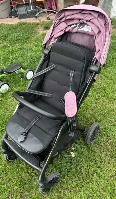 Wózek spacerowy Carrello Delta Rose Pink