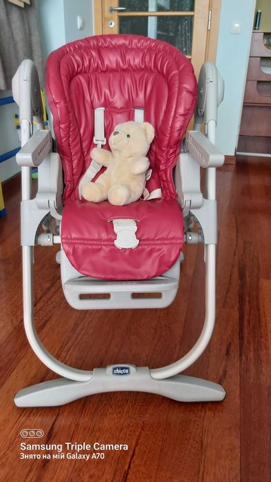 Дитяче ліжечко з матрацом, крісло для годування