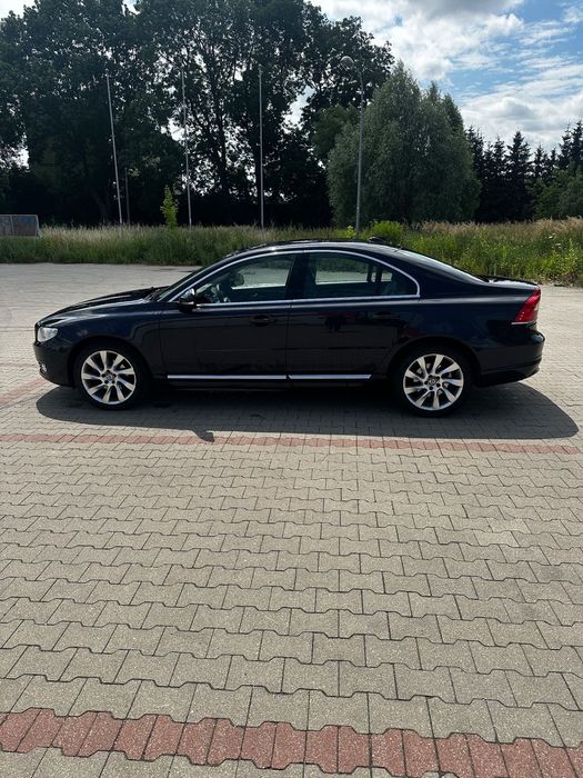 Volvo S80