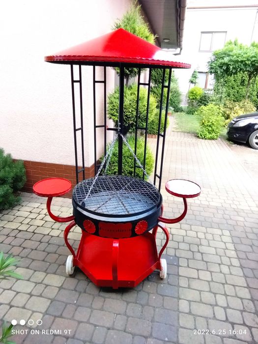 Grill palenisko na węgiel lub drzewo