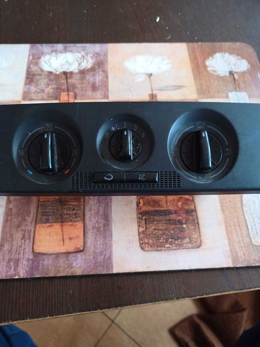 Panel nawiewu klimatyzacji Skoda Fabia I