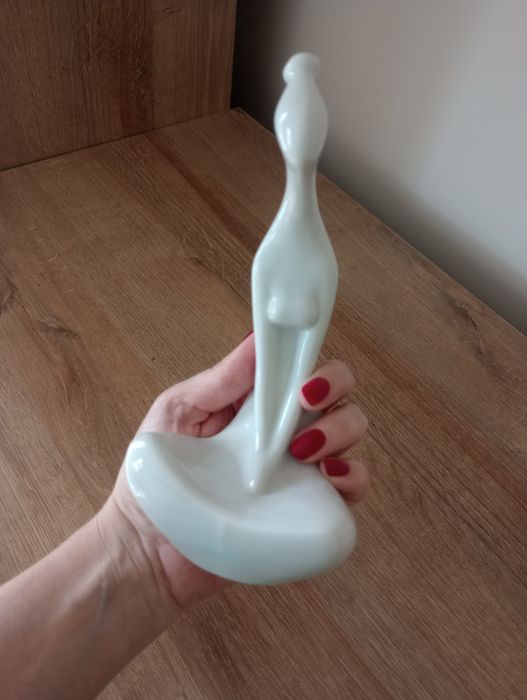 Figurka porcelanowa Sudanka Wałbrzych