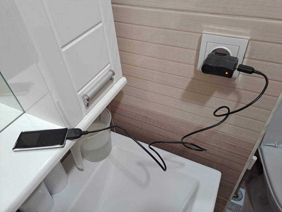 MP3-плеер Samsung с зарядкой и наушниками